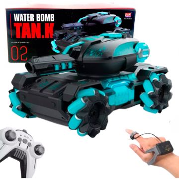 Танк на пульте управления радиоуправлении жестами,стреляет орбизам,T02